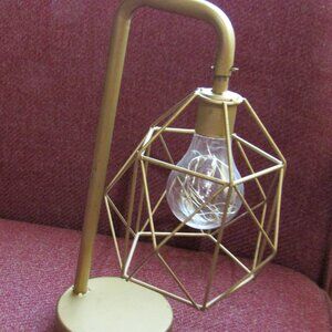 Battery Operated Gold Wire Accent Lamp